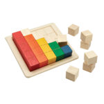PLANTOYS Χρωματιστοί κύβοι για μέτρημα