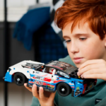 LEGO® Technic™ NASCAR® Next Gen Chevrolet Camaro ZL1 - 672pcs - Image 2