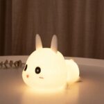 DESIGNNEST Meng Rabbit Night Lamp - Φωτιστικό νυκτός από μαλακή σιλικόνη με χρονοδιακόπτη - Image 2