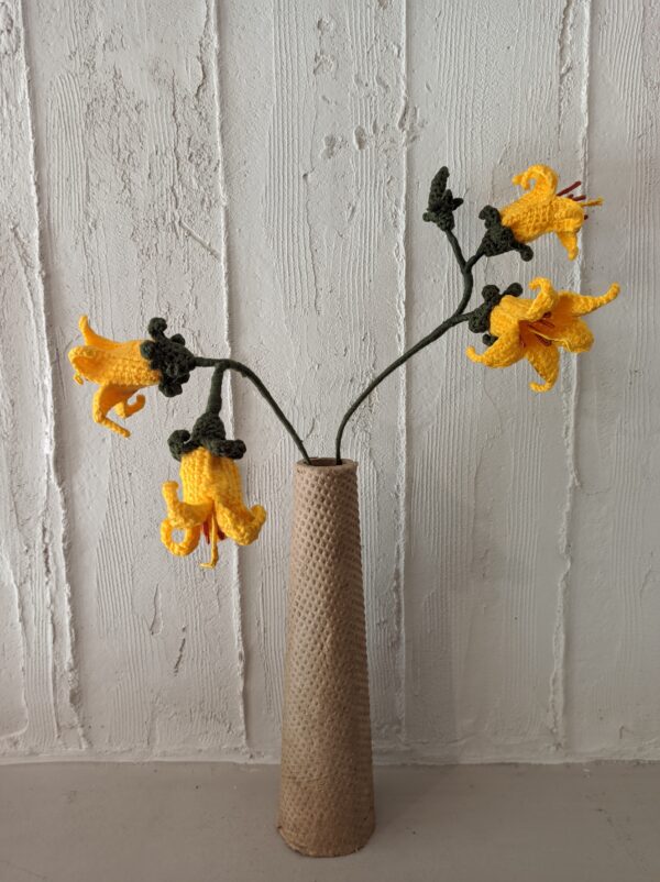 Random CraftWorks Πλεκτή Σάλπιγκα των Αγγέλων - Crocheted Angels Trumpet (Brugmansia) - Image 2