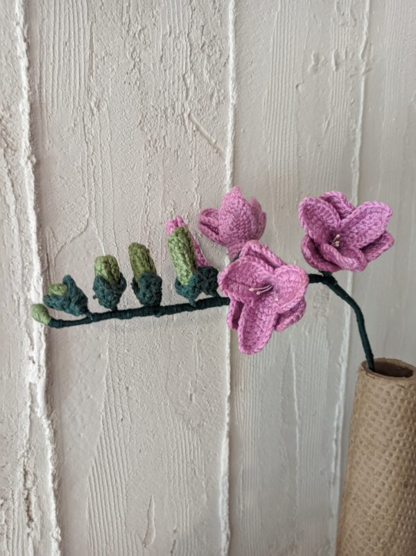 Random CraftWorks Πλεκτή Φρέζια - Crocheted Freesia