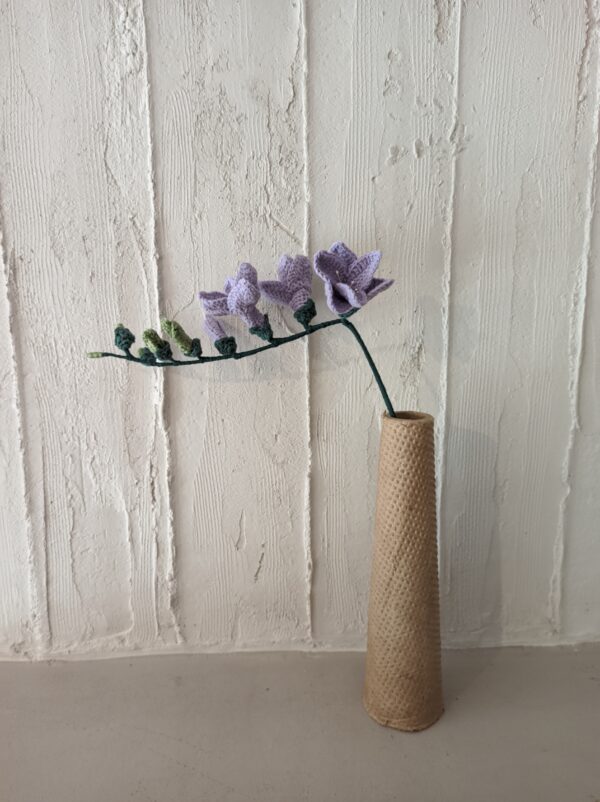 Random CraftWorks Πλεκτή Φρέζια - Crocheted Freesia - Image 6