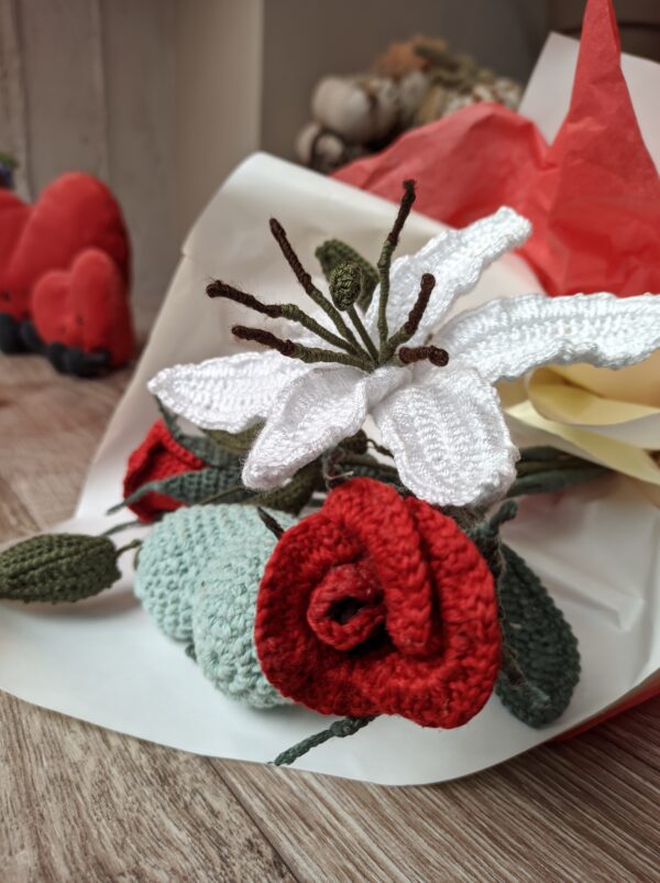 Random CraftWorks Πλεκτό Τριαντάφυλλο - Crocheted Rose - Image 6