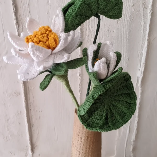 Random CraftWorks Πλεκτός Λωτός - Crocheted Lotus Flower - Image 3