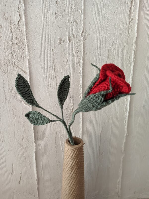 Random CraftWorks Πλεκτό Τριαντάφυλλο - Crocheted Rose - Image 3