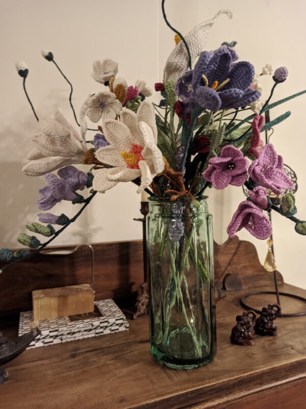 Random CraftWorks Πλεκτή Μανόλια - Crocheted Magnolia - Image 5