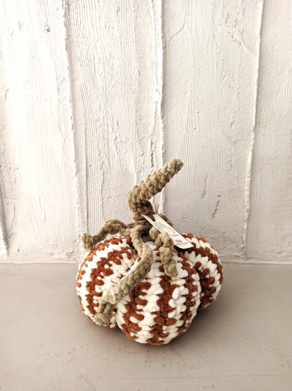 Random CraftWorks Πλεκτή Κολοκύθα Σενίλ Ριγέ - Crochet Velvet Striped Pumpkin