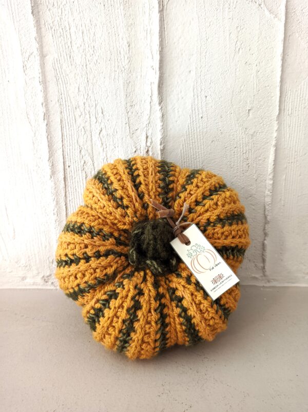 Random CraftWorks Πλεκτή Ριγέ Κολοκύθα - Crocheted Green Striped Pumpkin - Image 3